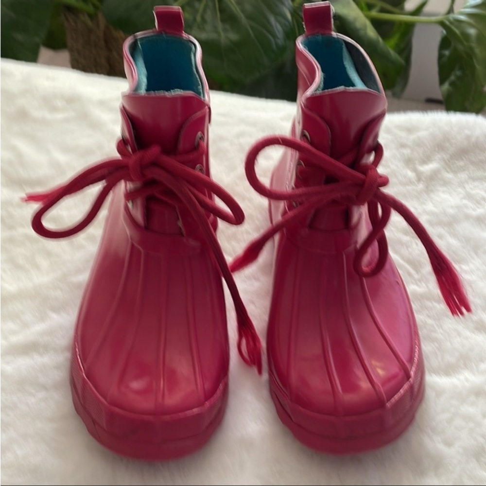 Girls rain boots, Capelli New York, pink size 3.5.